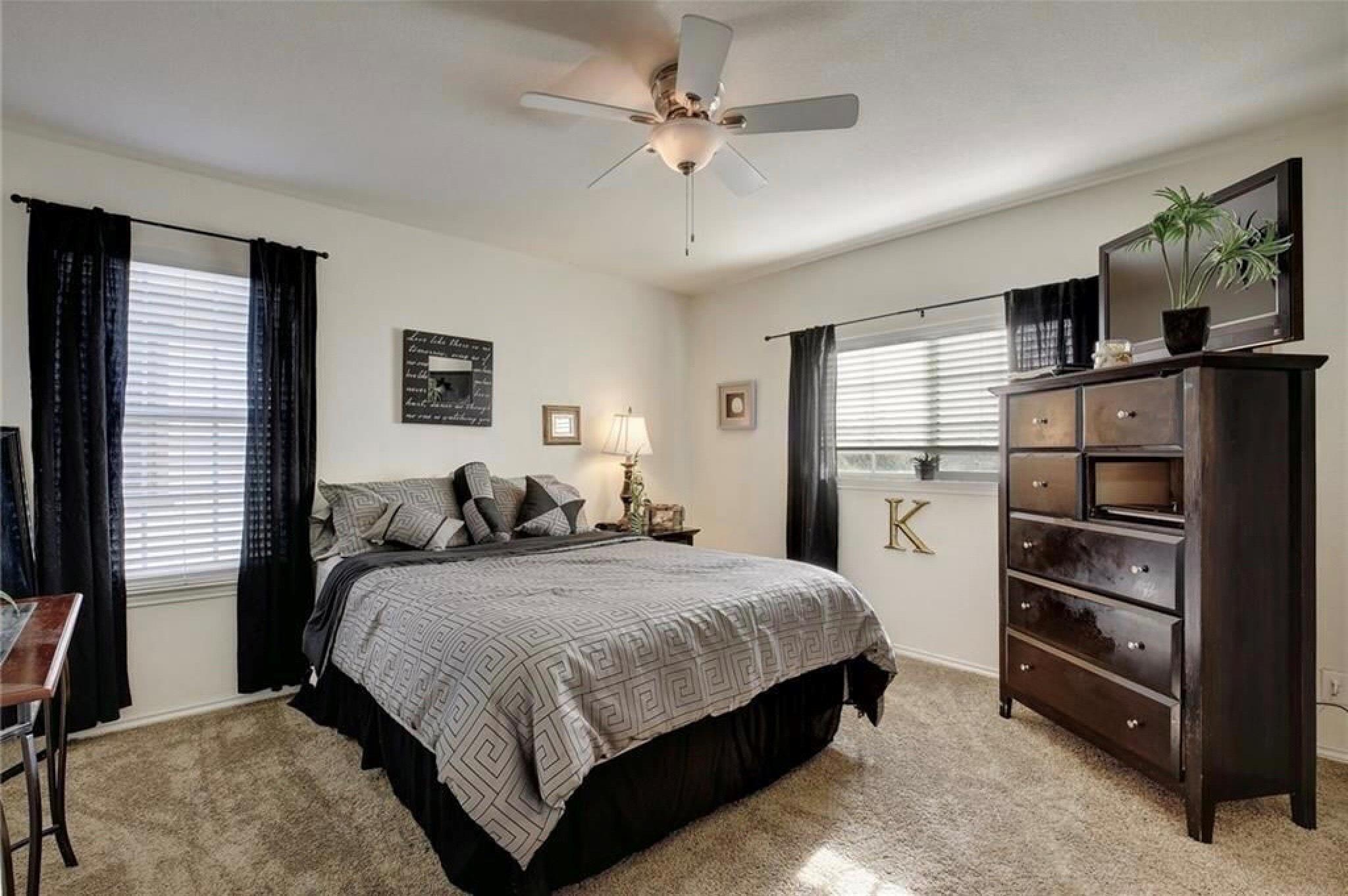 1054 Dorn, Kyle, TX 78640