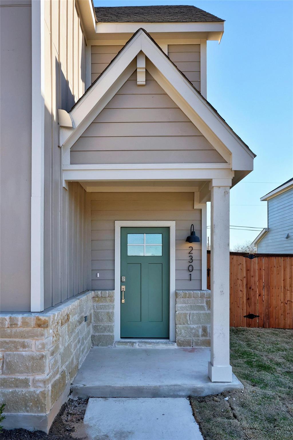 2301 Wallin Bradley Dr, Round Rock, TX 78665