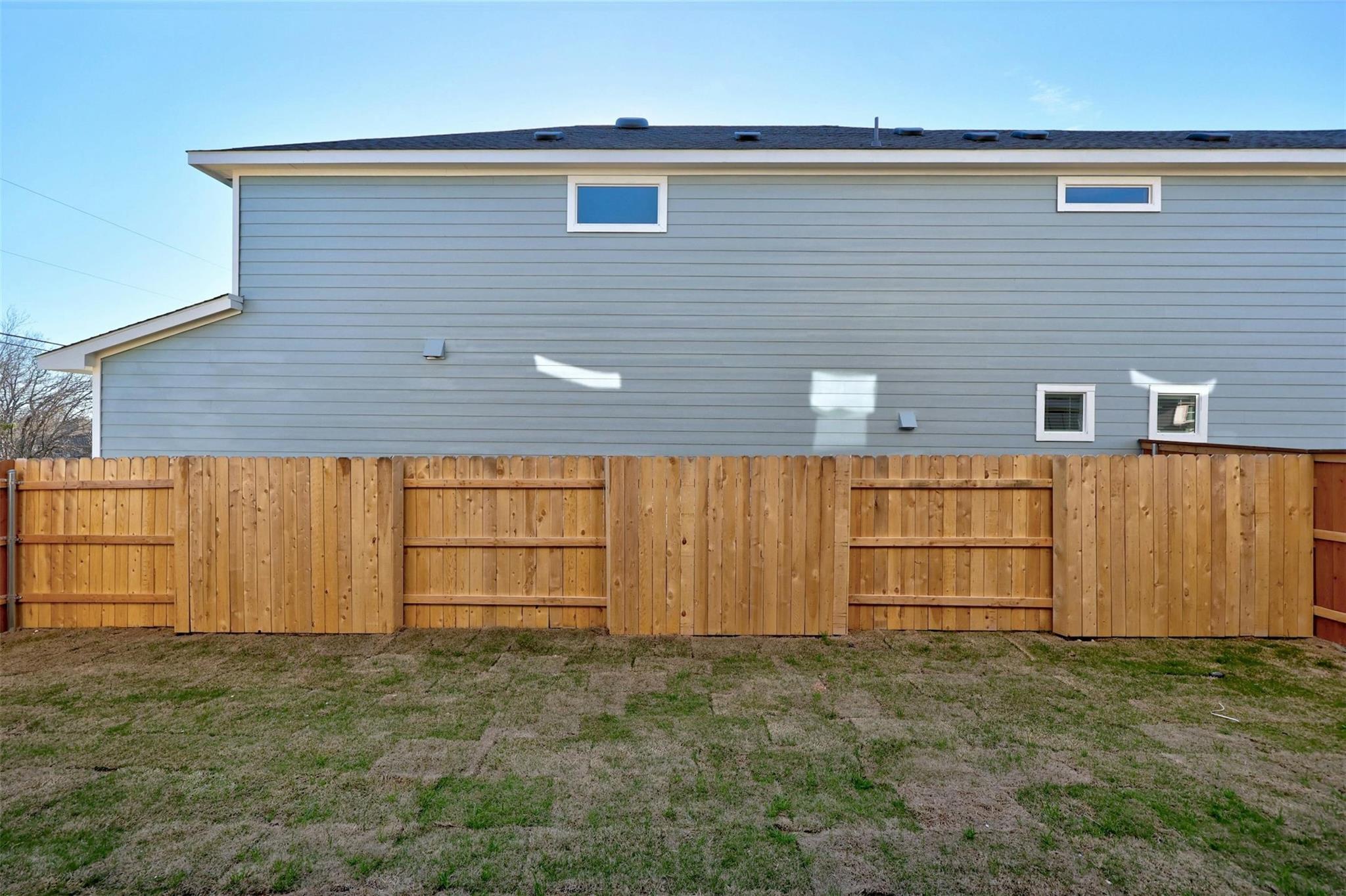 2301 Wallin Bradley Dr, Round Rock, TX 78665