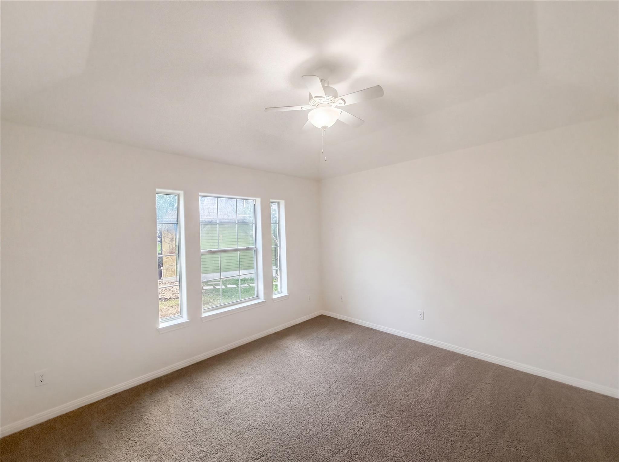 12 Birchwood Cir, Wimberley, TX 78676