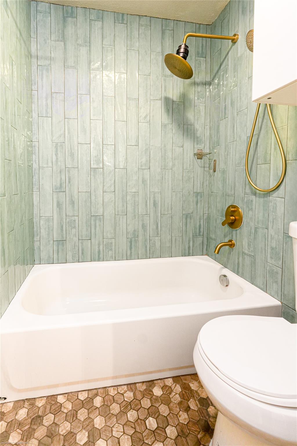 900 S Lamar Blvd # 207, Austin, TX 78704