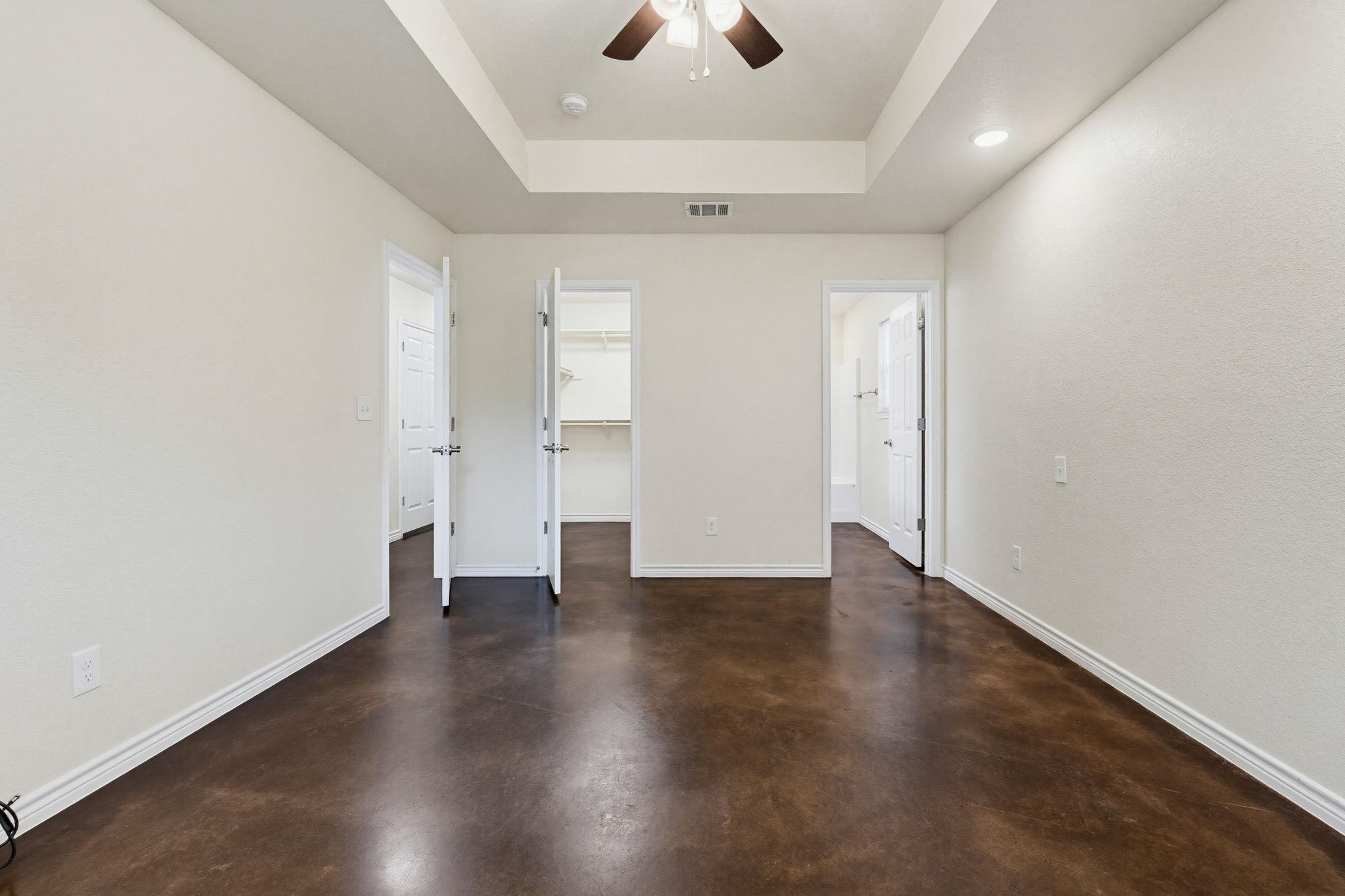 908 E Avenue B, Lampasas, TX 76550