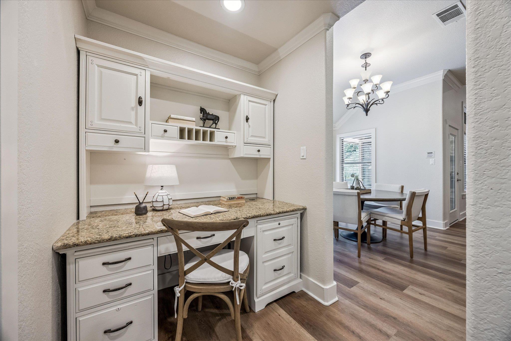 1804 Brushy Bend Dr, Round Rock, TX 78681