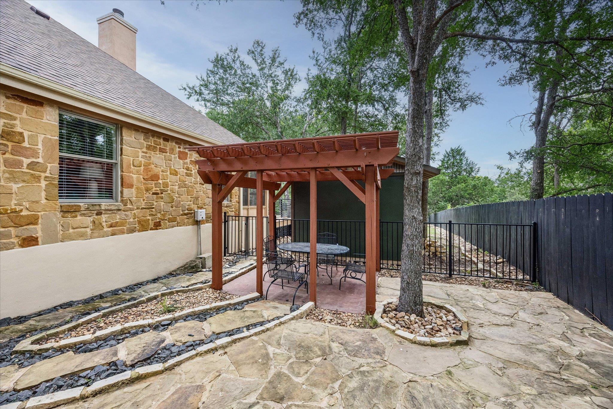 1804 Brushy Bend Dr, Round Rock, TX 78681