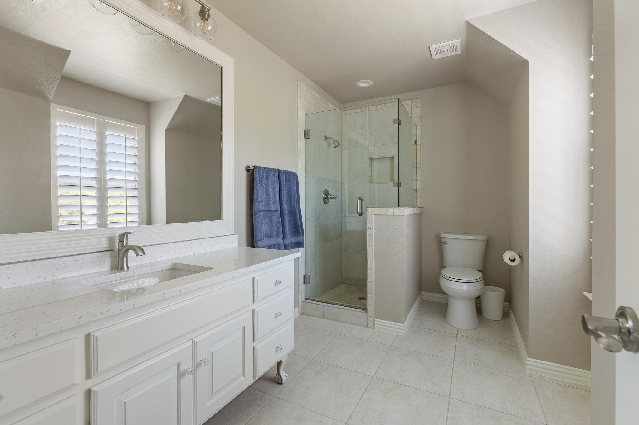 259 King Ranch Ct, Fort Worth, TX 76108