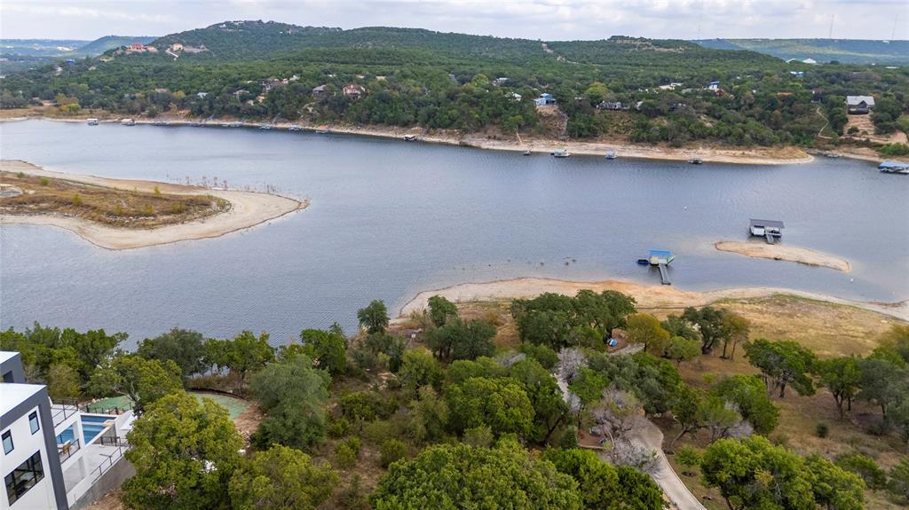 17906 Crystal Cv, Jonestown, TX 78645
