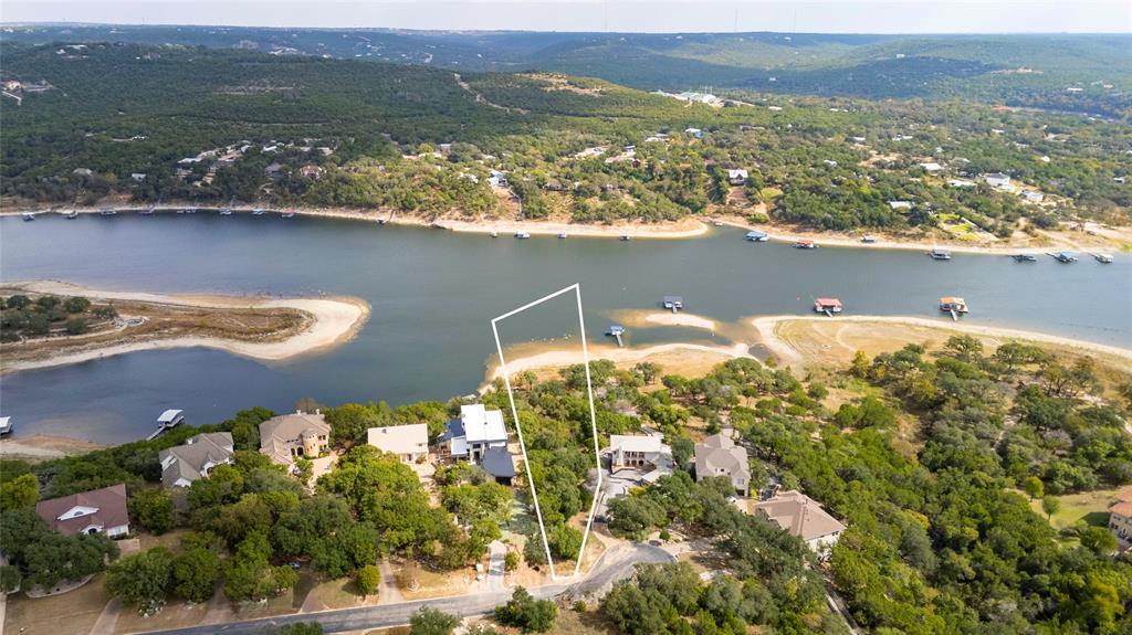 17906 Crystal Cv, Jonestown, TX 78645