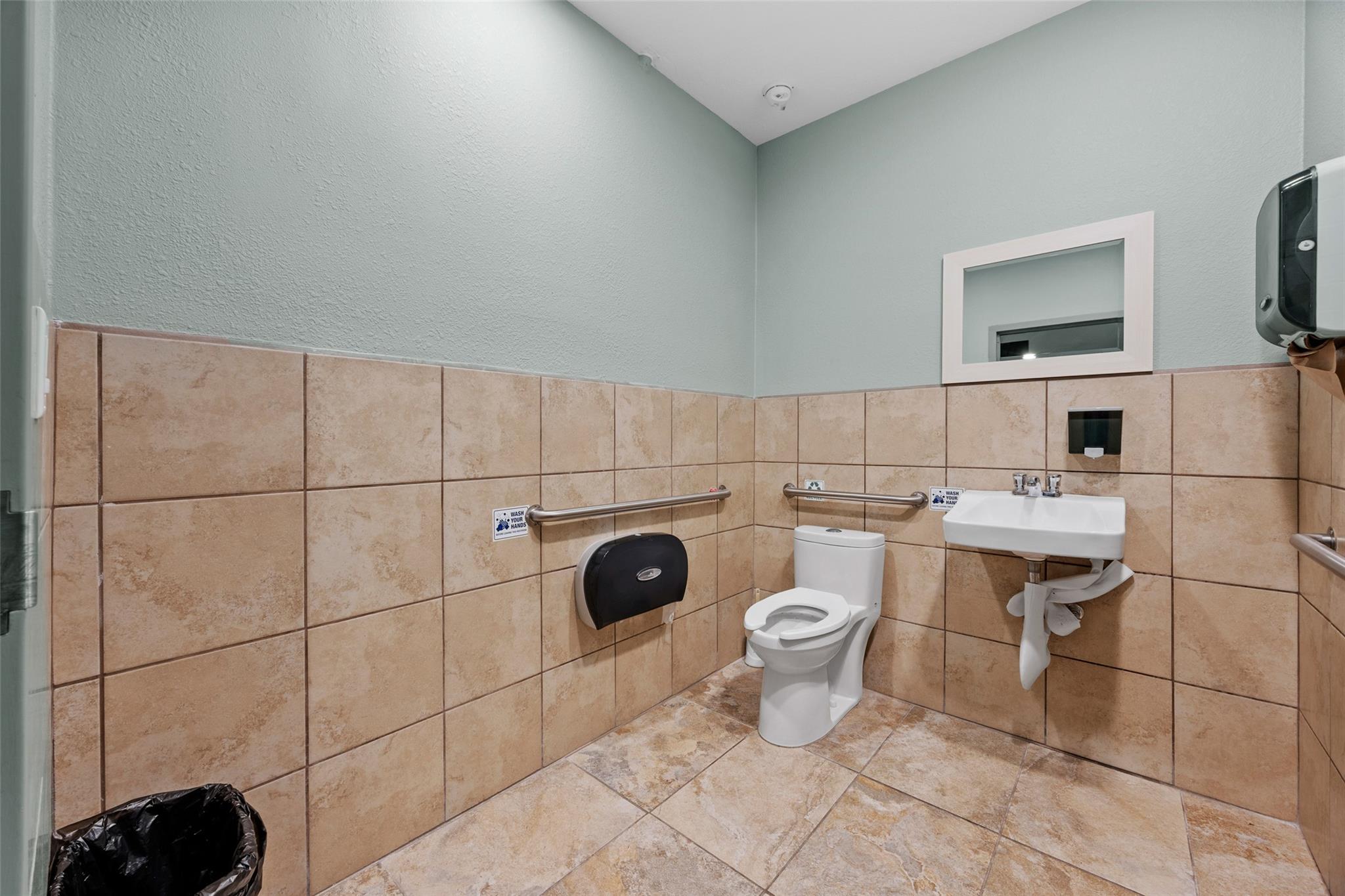 320 W William Cannon Dr, Austin, TX 78745