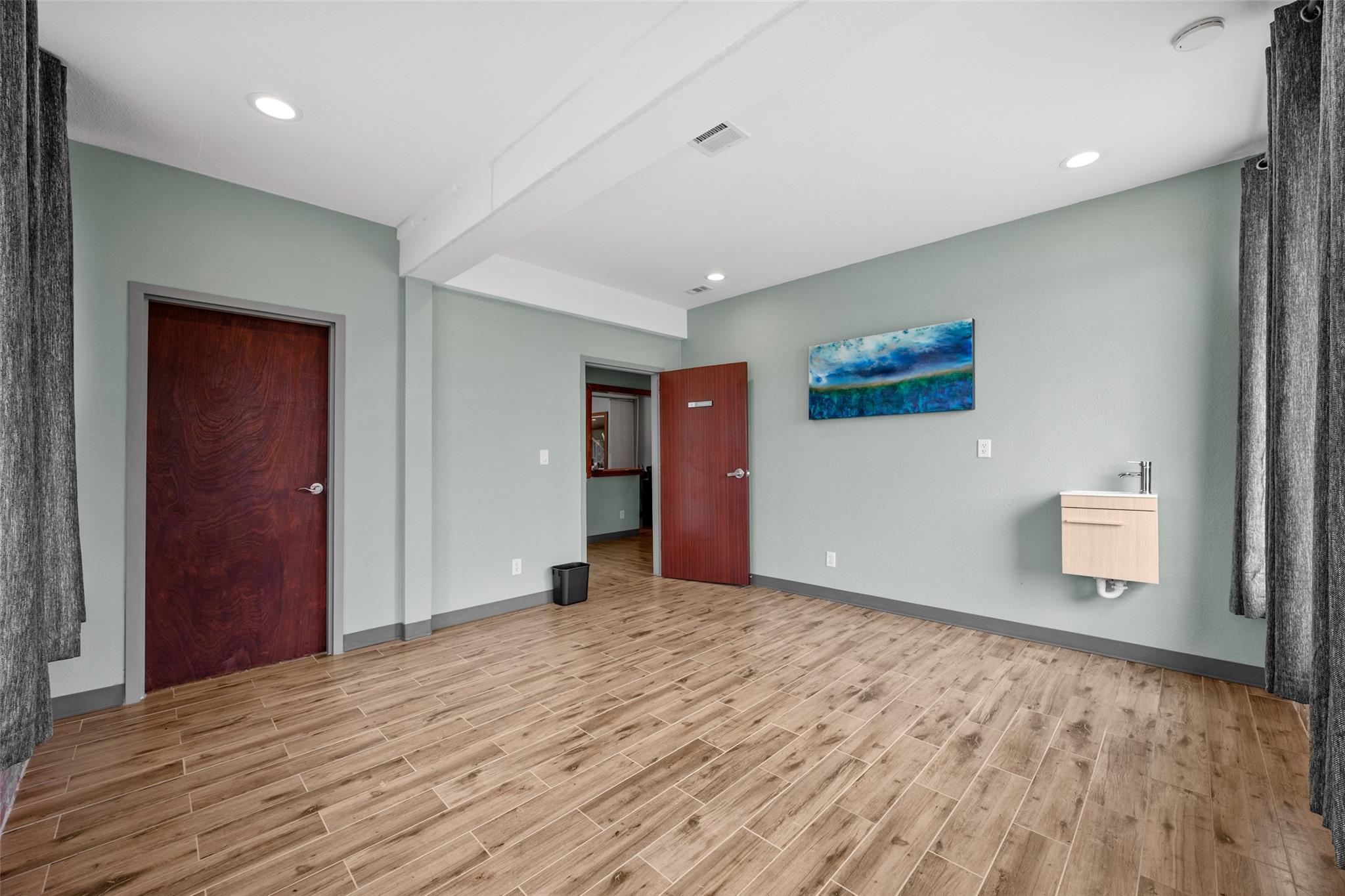 320 W William Cannon Dr, Austin, TX 78745