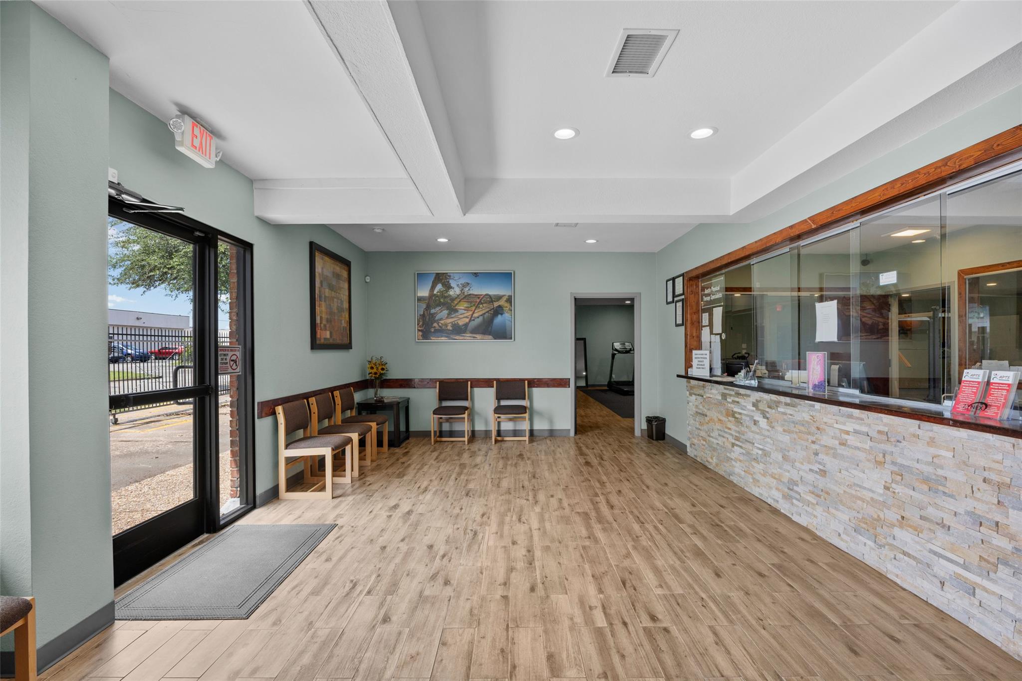 320 W William Cannon Dr, Austin, TX 78745