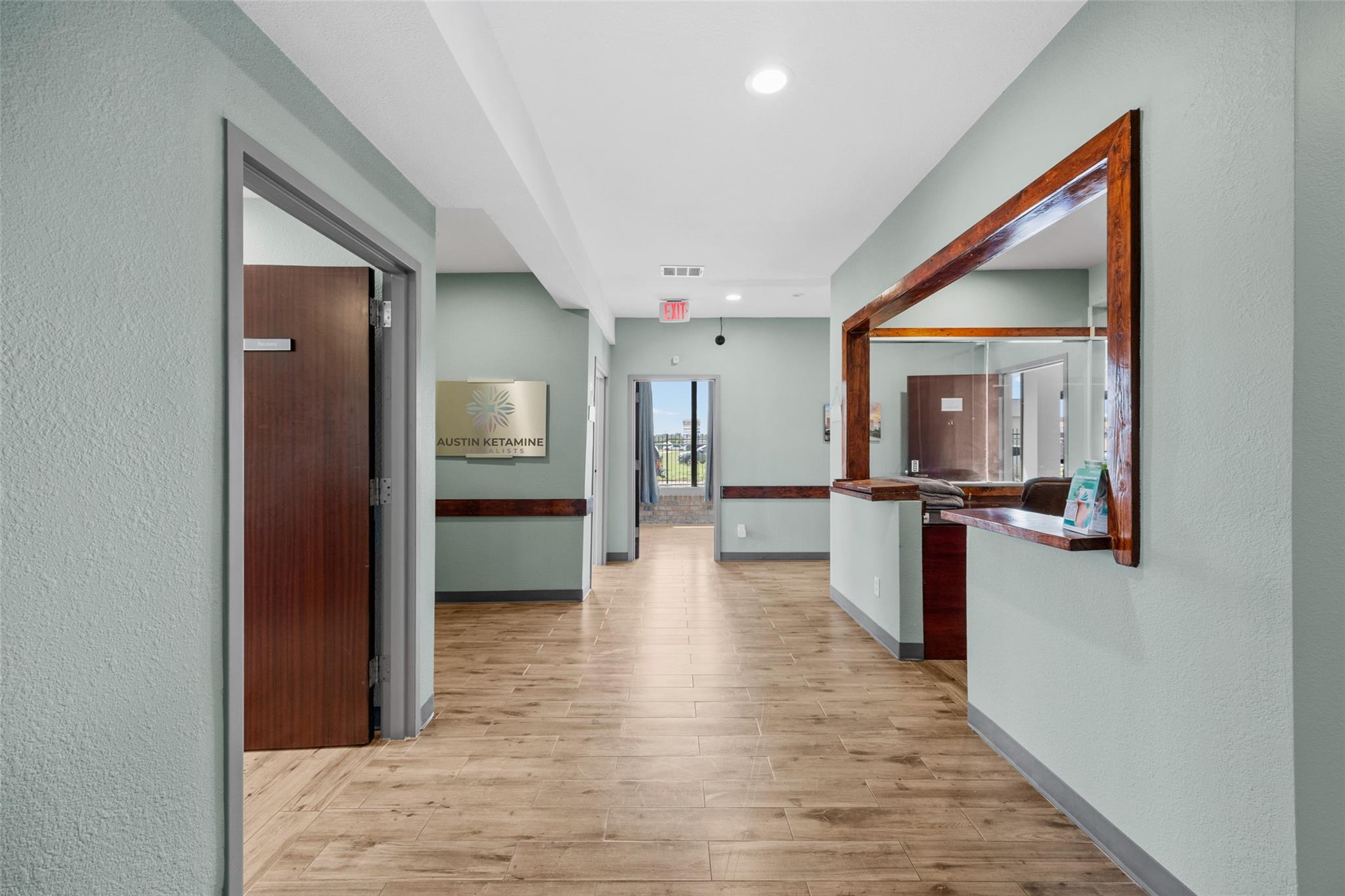 320 W William Cannon Dr, Austin, TX 78745