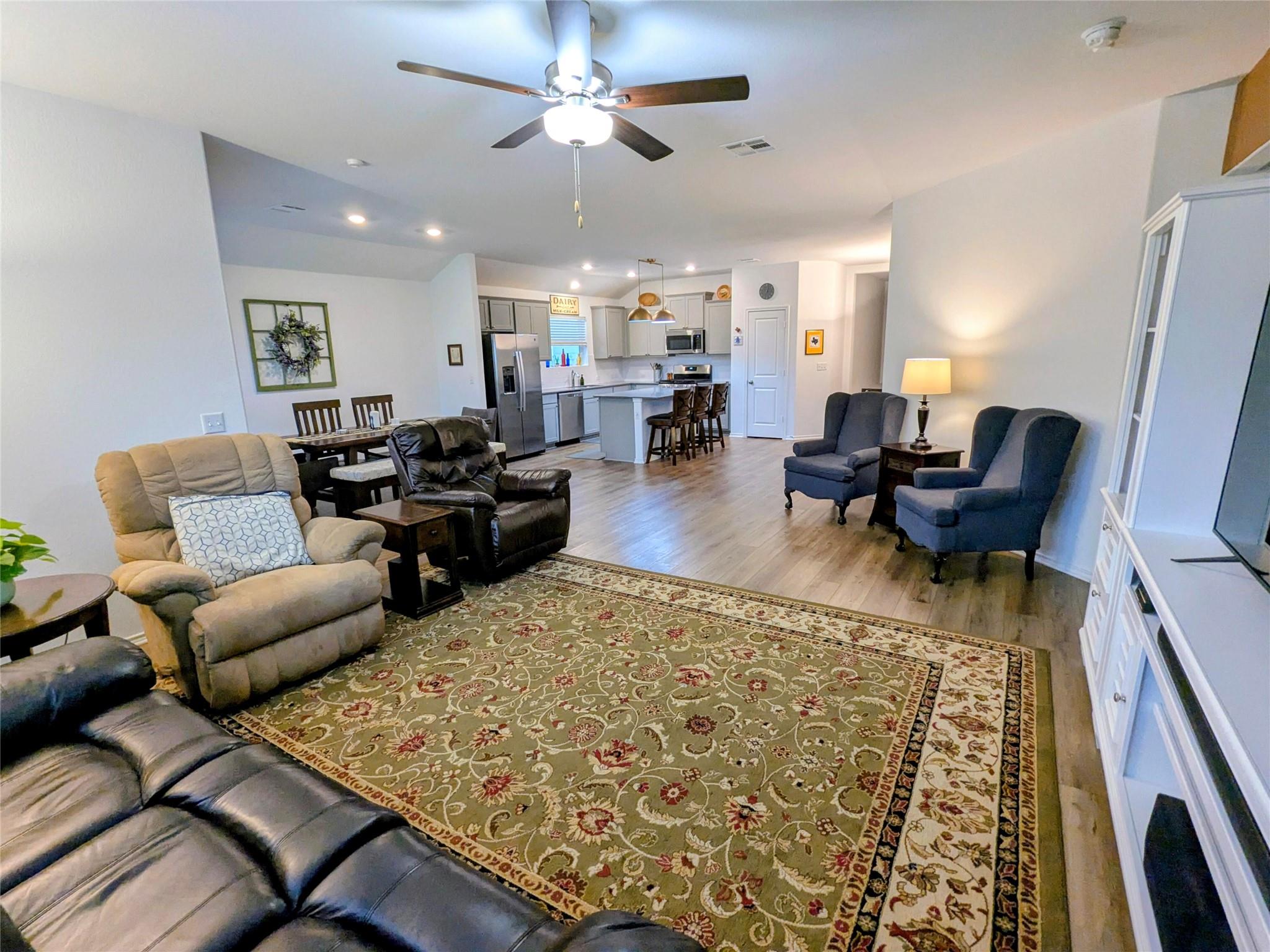 197 River Rise Rd, Kyle, TX 78640