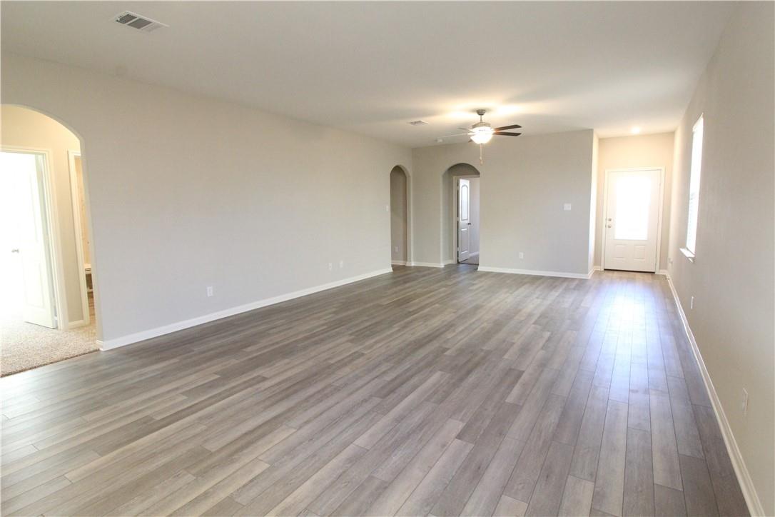 509 Washington Dr, Liberty Hill, TX 78642