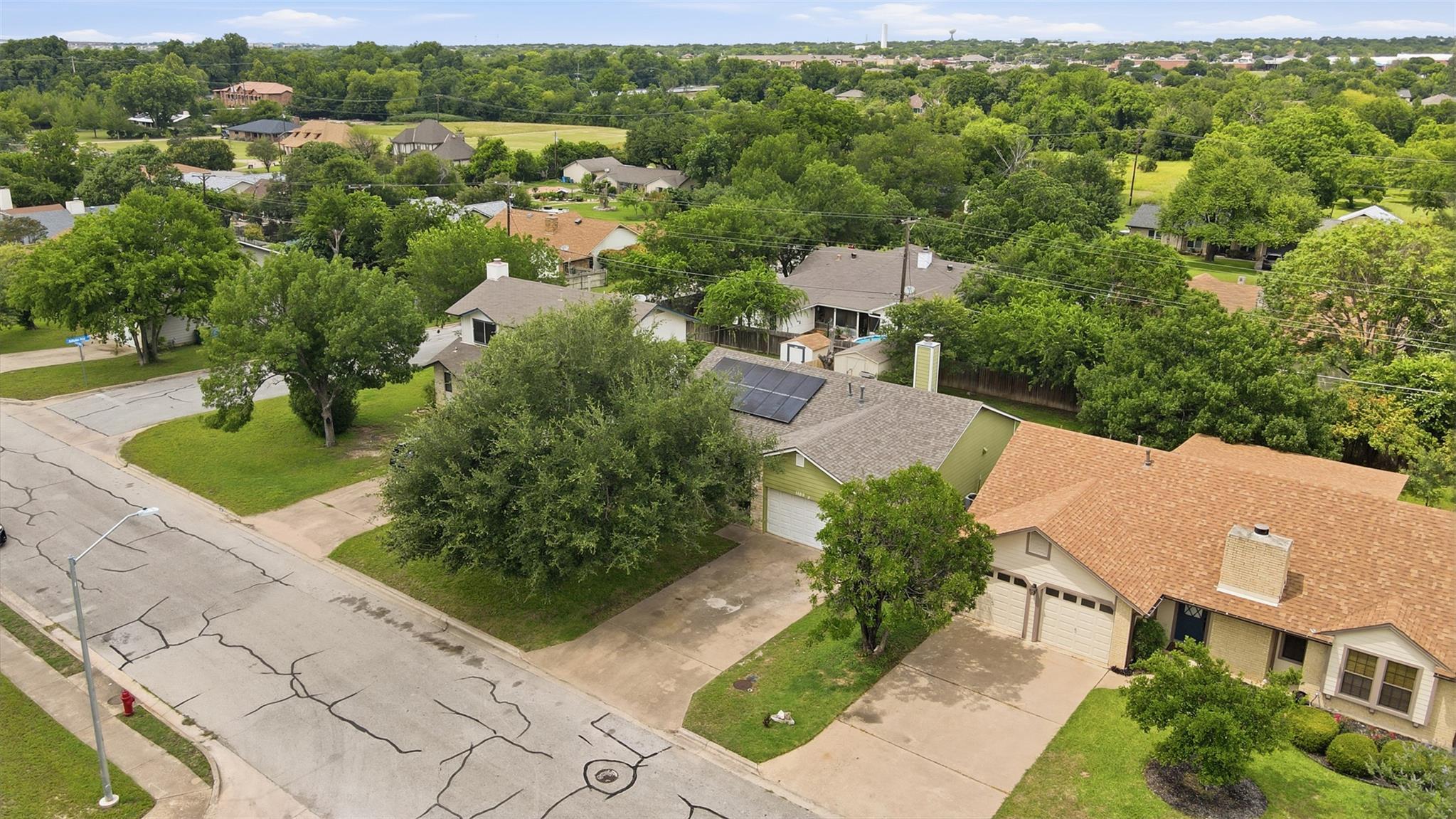 1100 York Castle Dr, Pflugerville, TX 78660