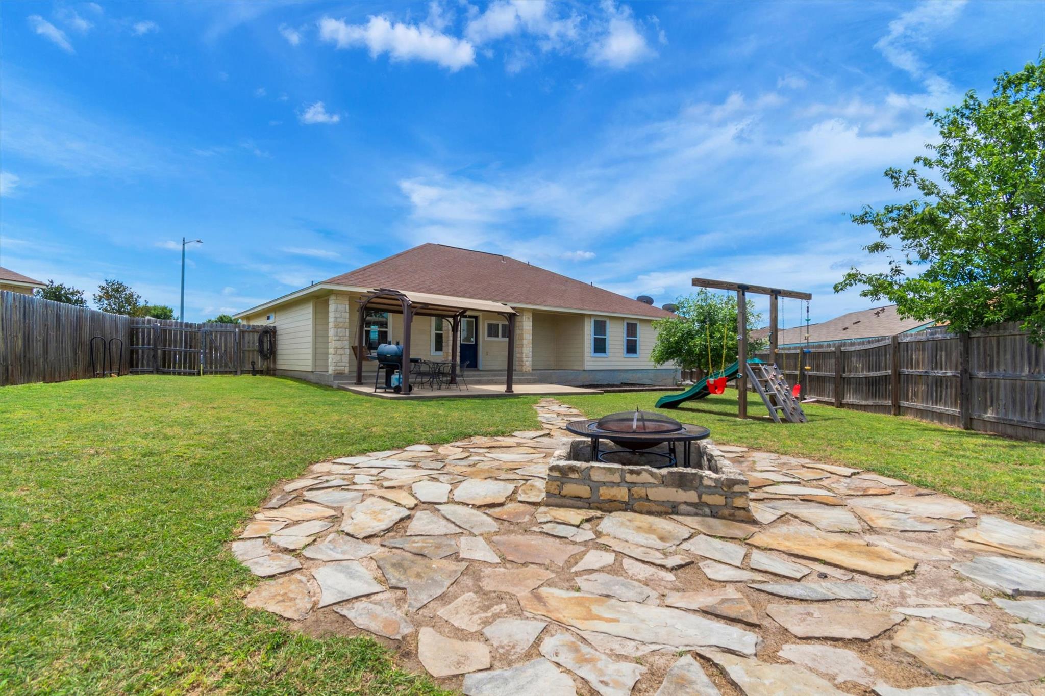 110 N Tanner Ct, Burnet, TX 78611