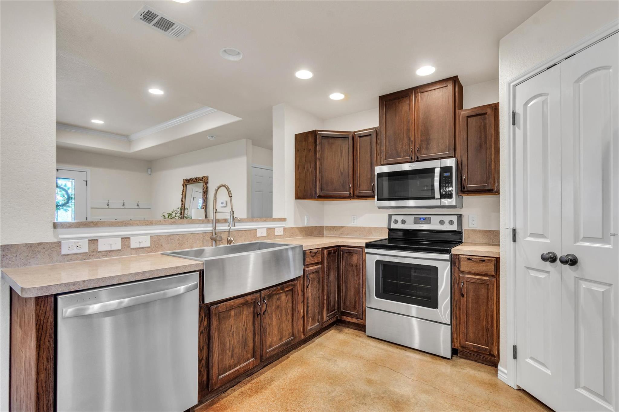 110 N Tanner Ct, Burnet, TX 78611