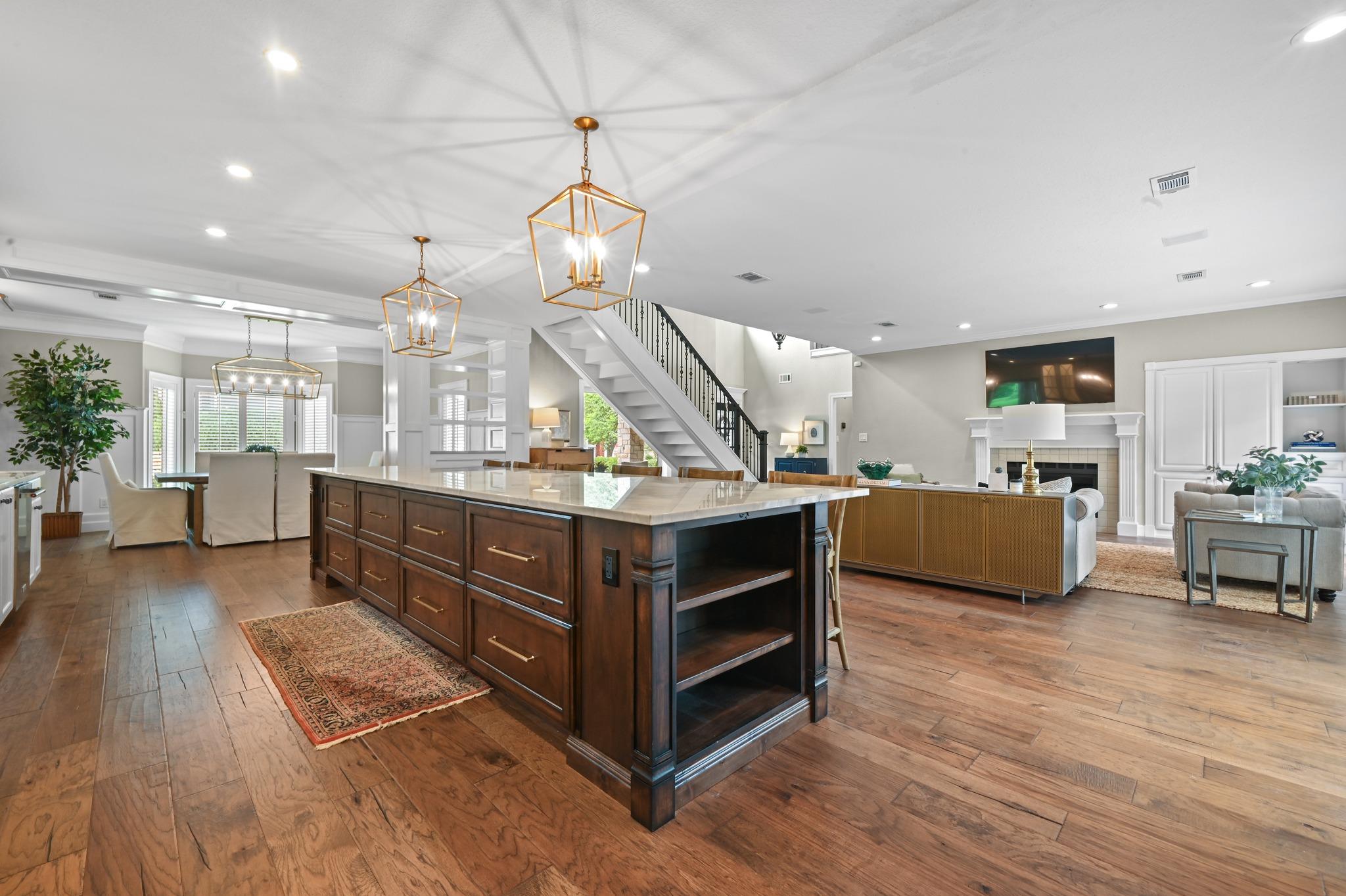 6511 Torrey Pines Cv, Austin, TX 78746