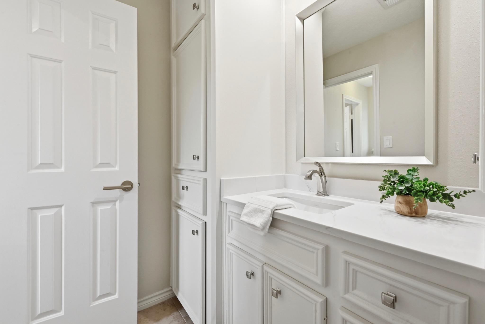 6511 Torrey Pines Cv, Austin, TX 78746