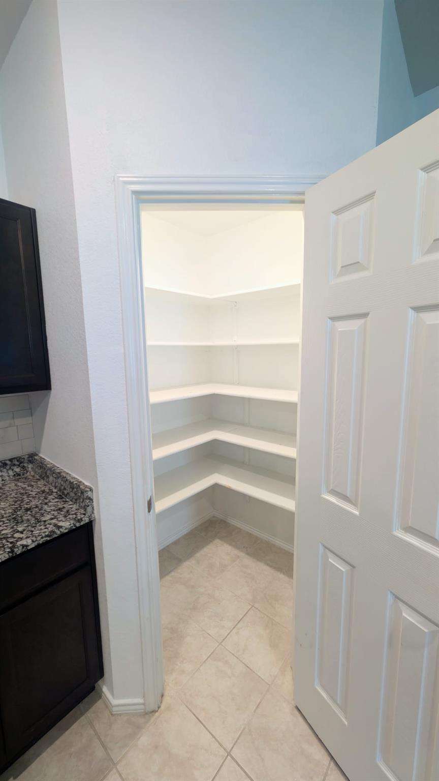 154 Hammond Ct, Jarrell, TX 76537