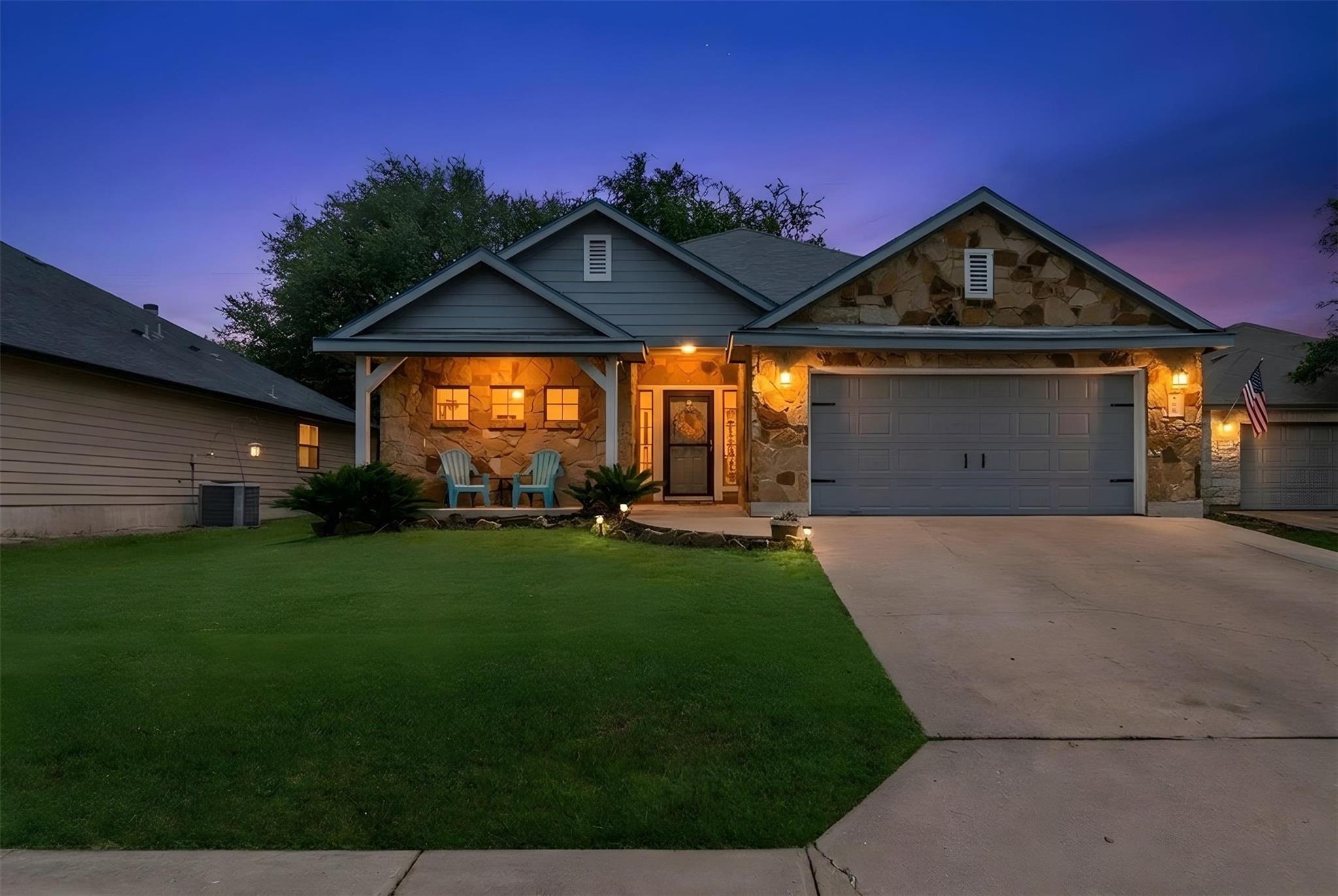 208 Cailin Ct, Burnet, TX 78611