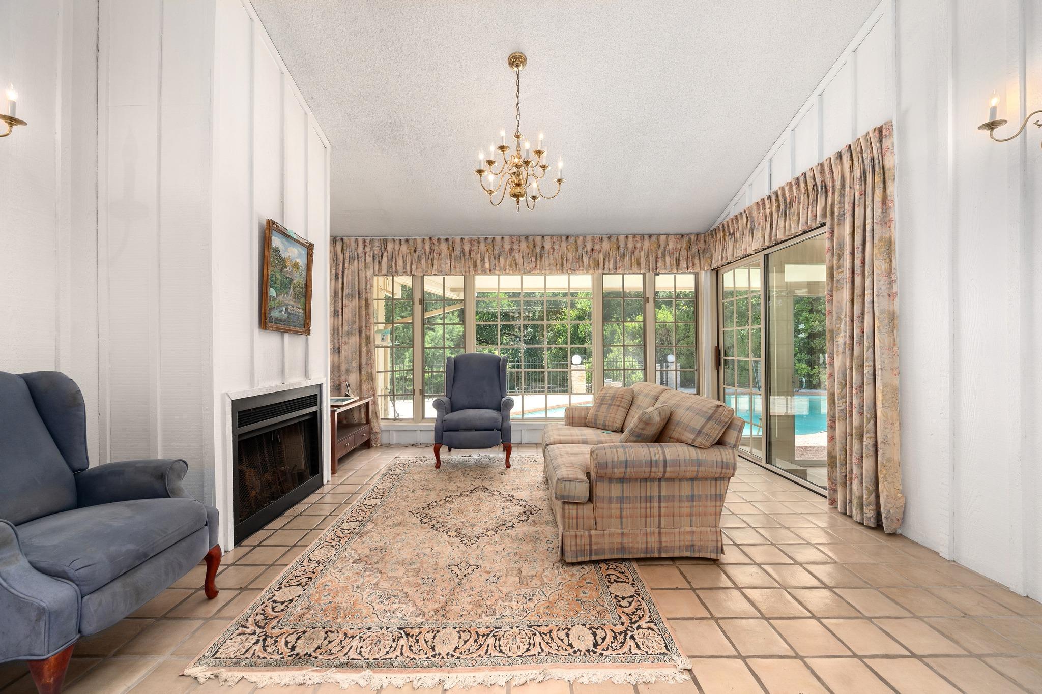 818 Sunfish St, Austin, TX 78734