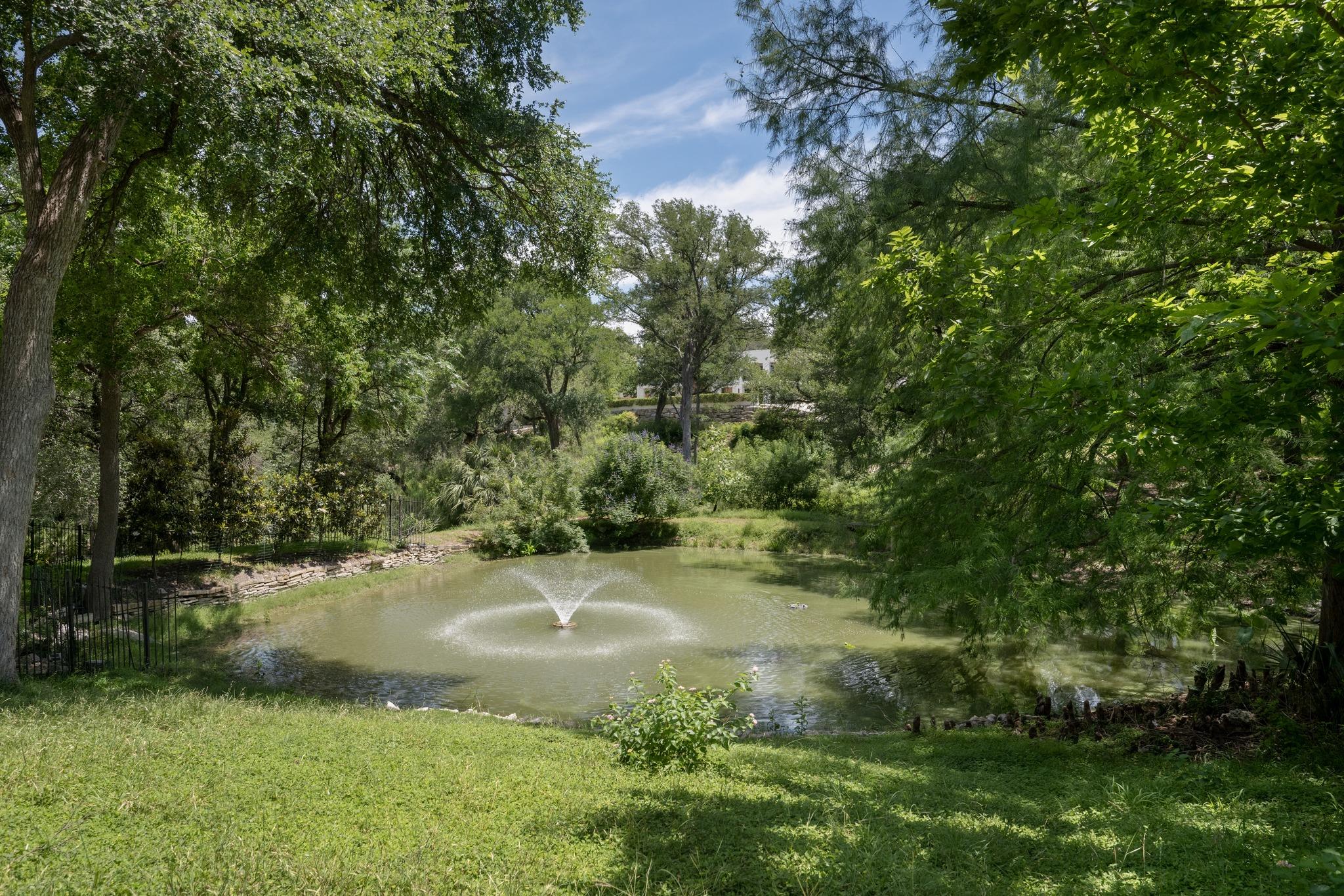 818 Sunfish St, Austin, TX 78734