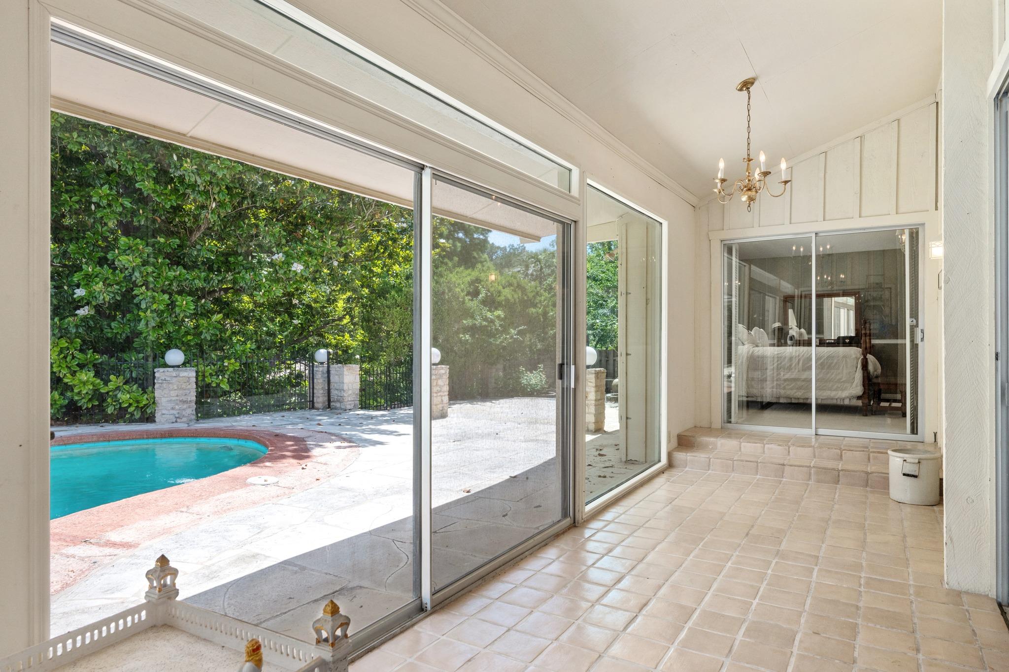 818 Sunfish St, Austin, TX 78734