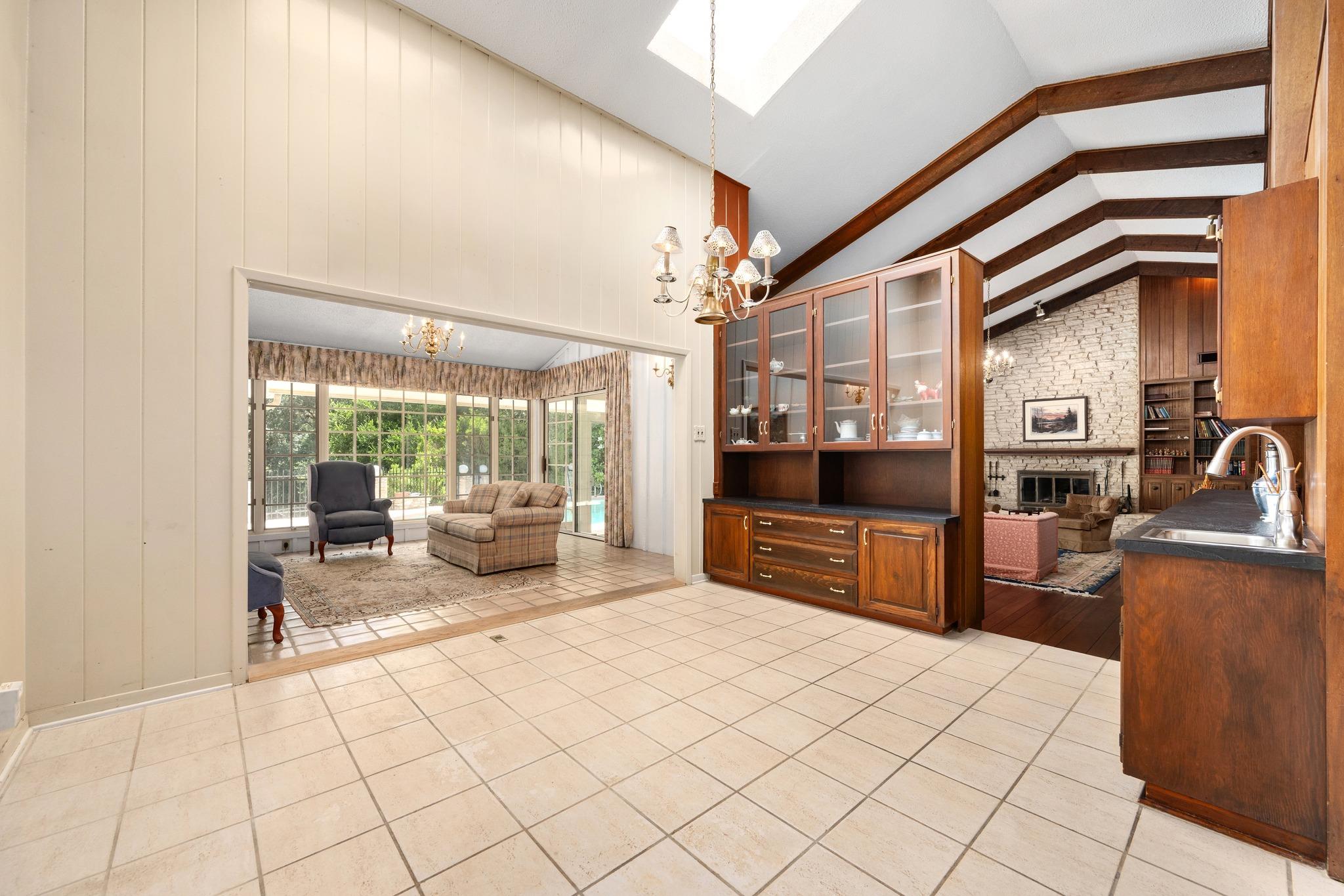 818 Sunfish St, Austin, TX 78734