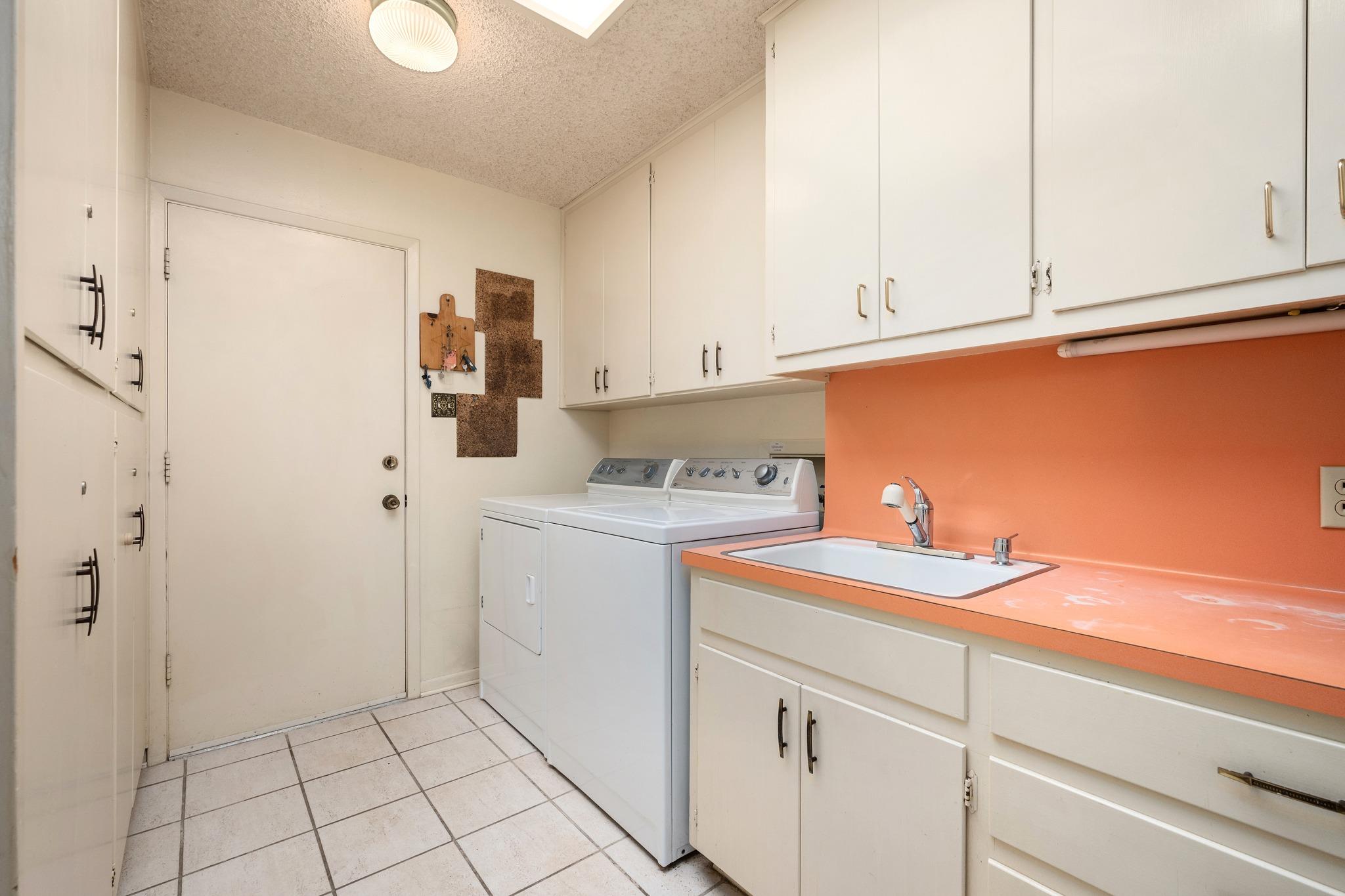 818 Sunfish St, Austin, TX 78734