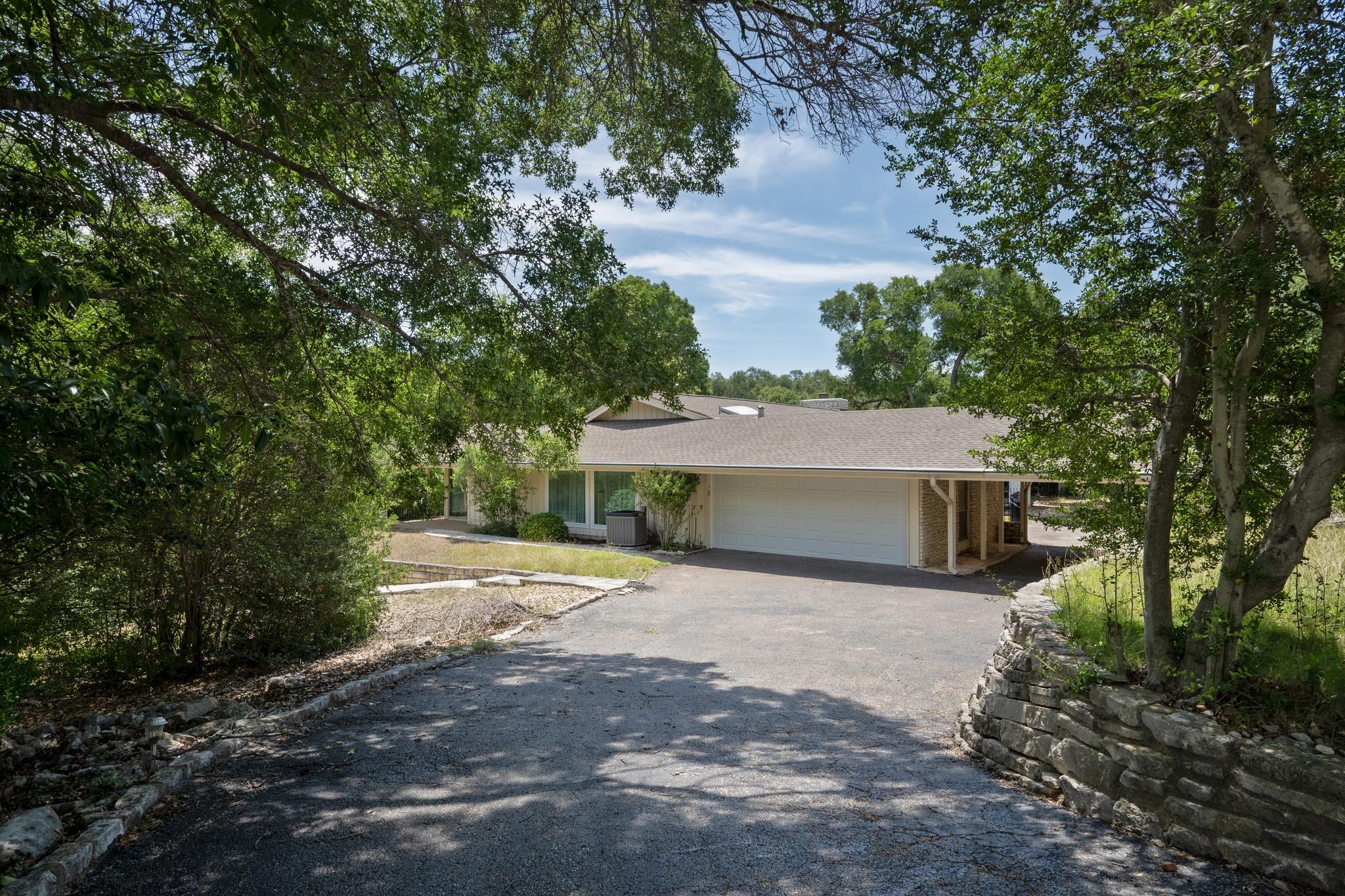 818 Sunfish St, Austin, TX 78734