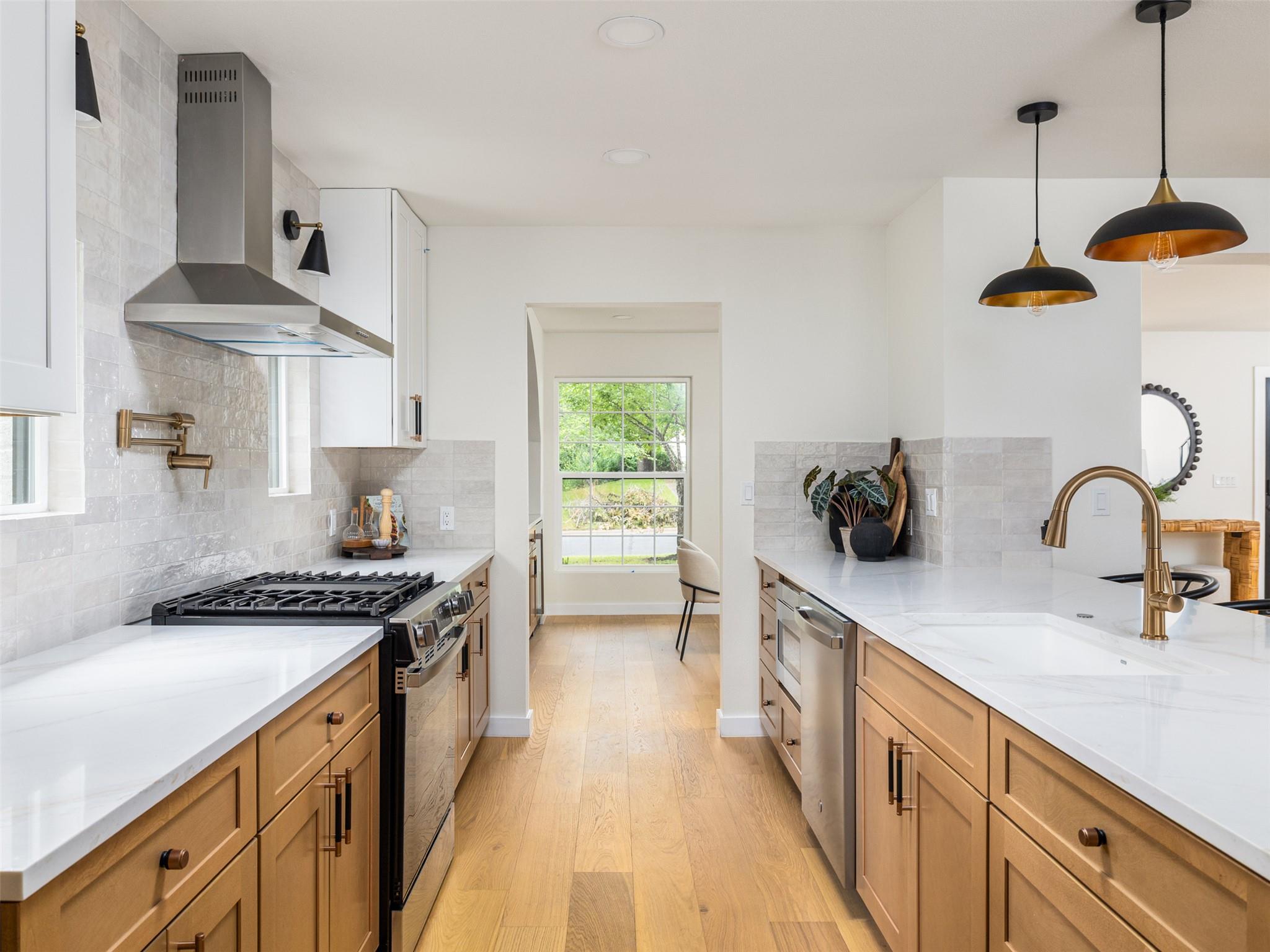 6905 N Creighton Ln, Austin, TX 78723