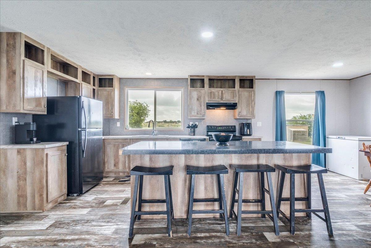 125 Sun View Rd, Bertram, TX 78605