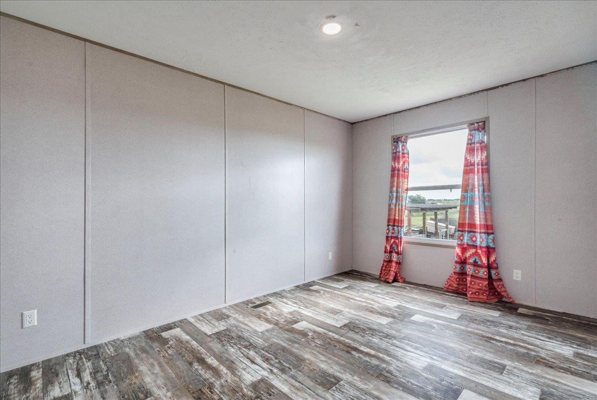 125 Sun View Rd, Bertram, TX 78605