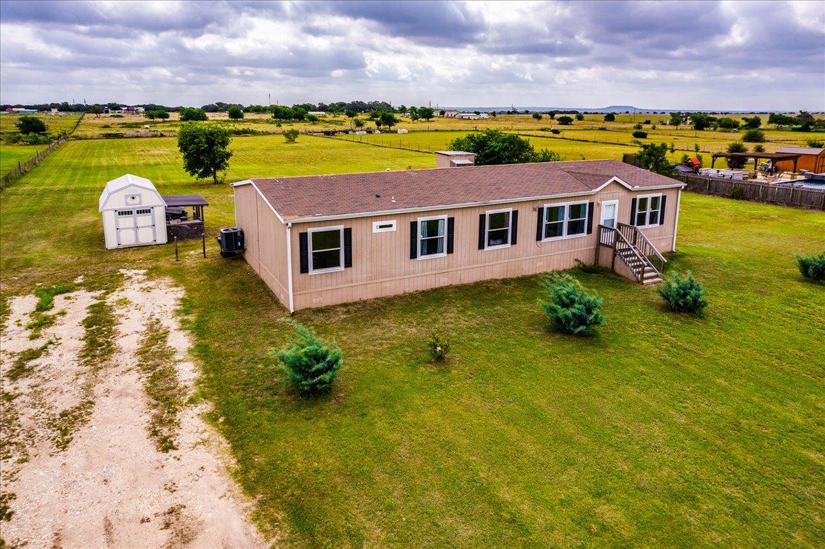 125 Sun View Rd, Bertram, TX 78605
