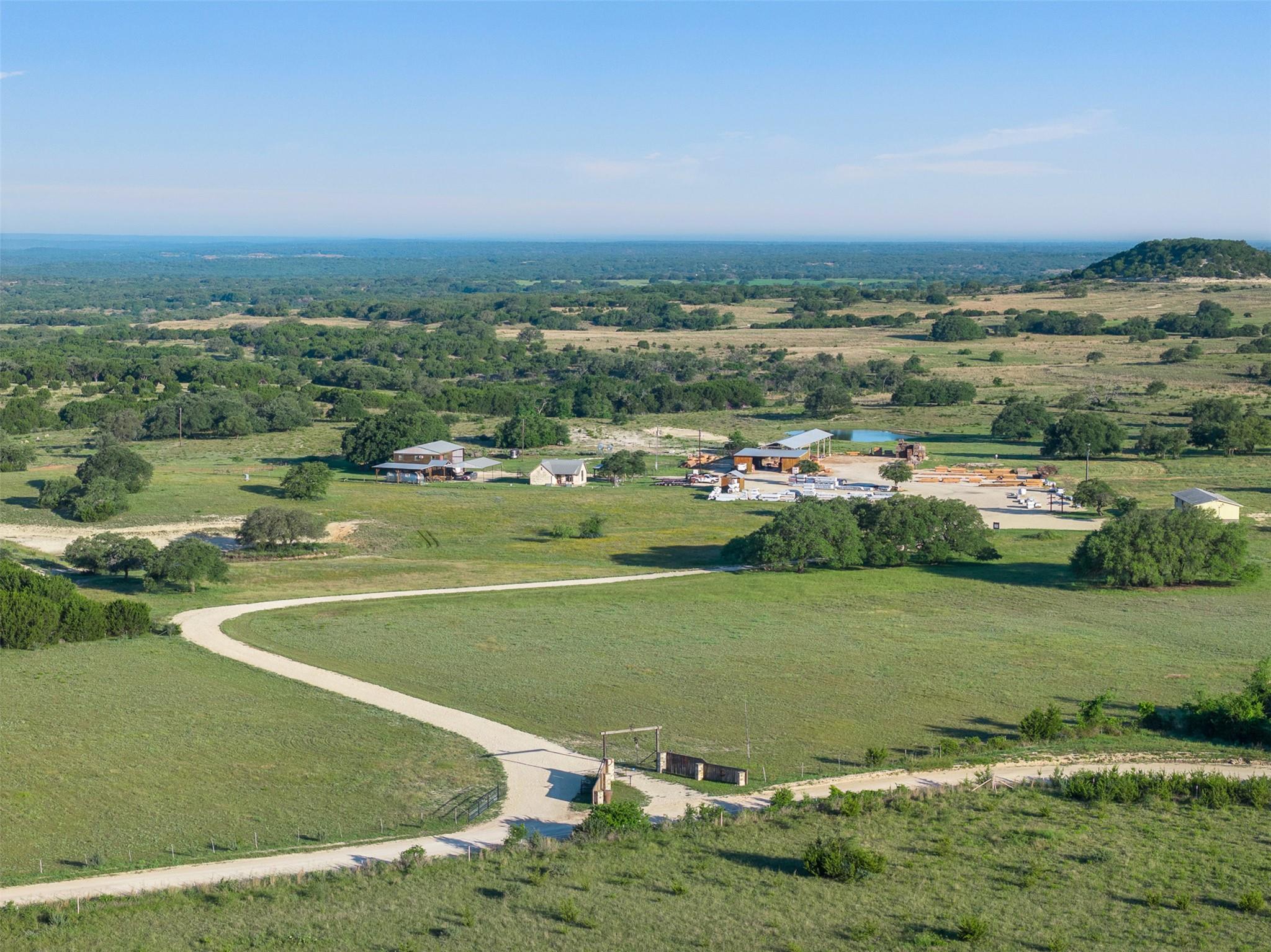 1081 County Road 1320, Lampasas, TX 76550