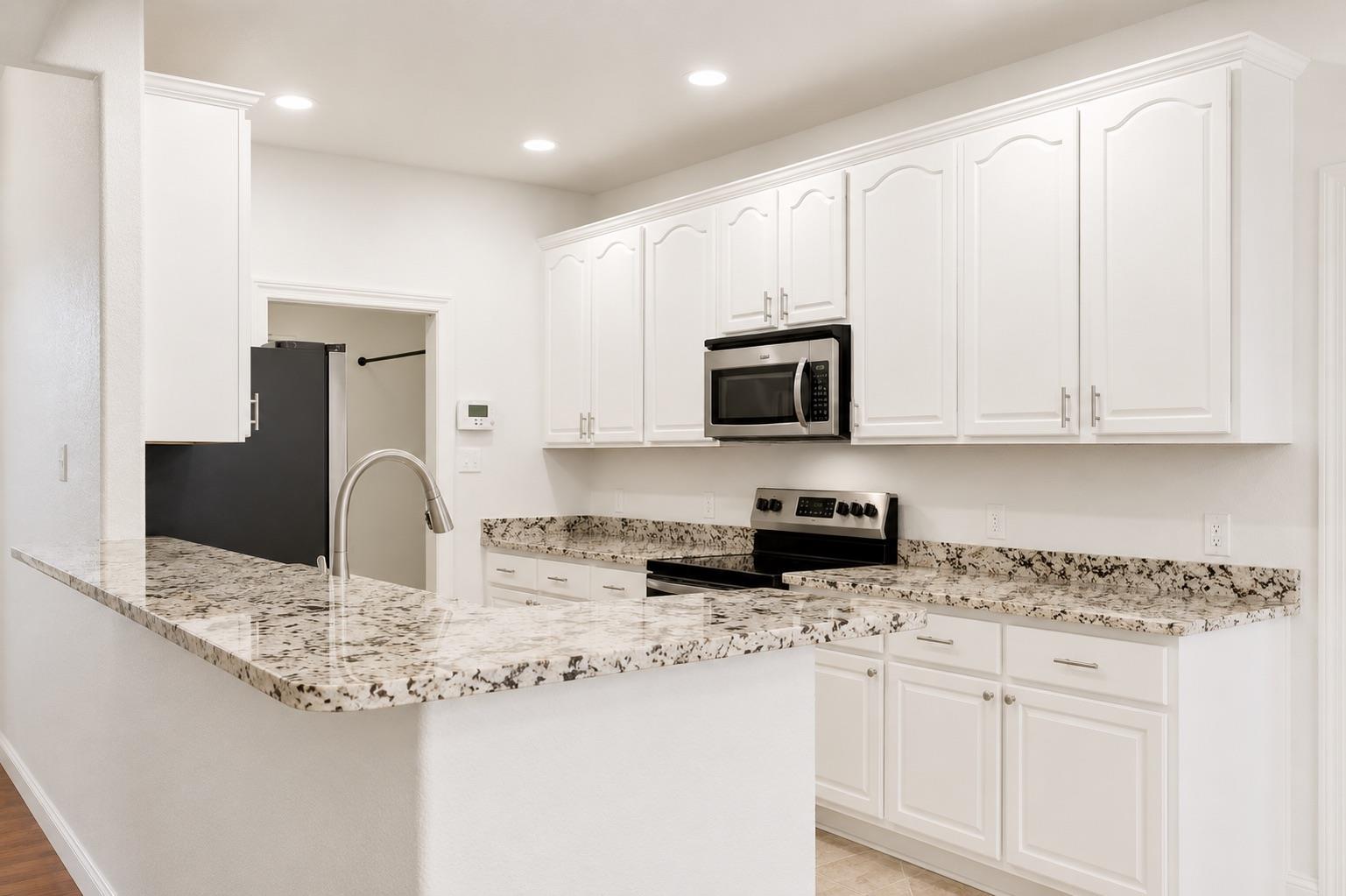 220 Ulupau Cir, Bastrop, TX 78602