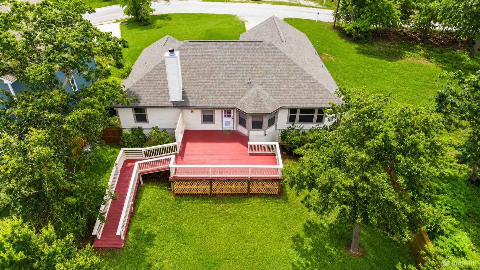 220 Ulupau Cir, Bastrop, TX 78602
