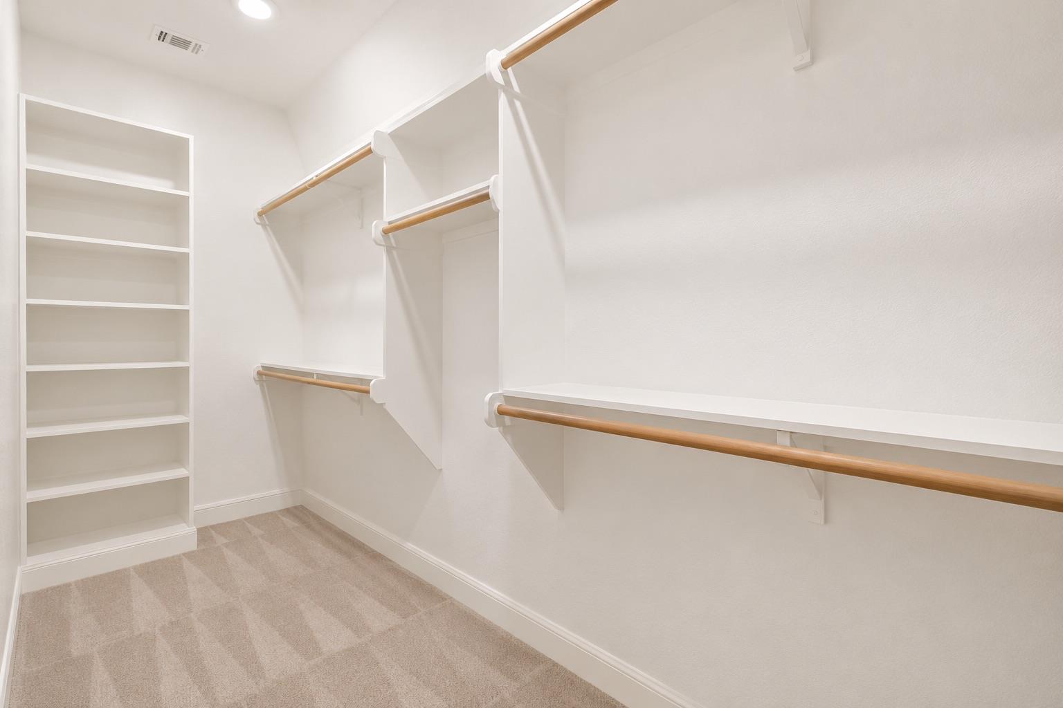 220 Ulupau Cir, Bastrop, TX 78602