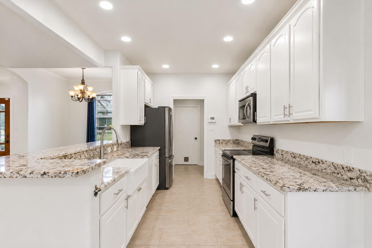 220 Ulupau Cir, Bastrop, TX 78602