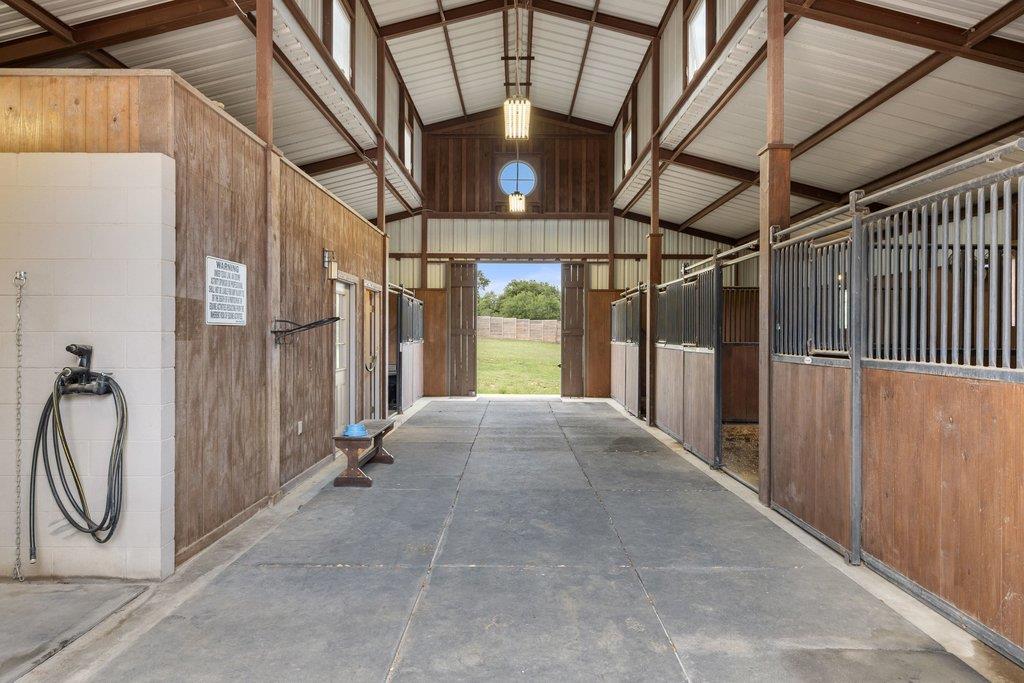 2560 Bell Springs Rd, Dripping Springs, TX 78620