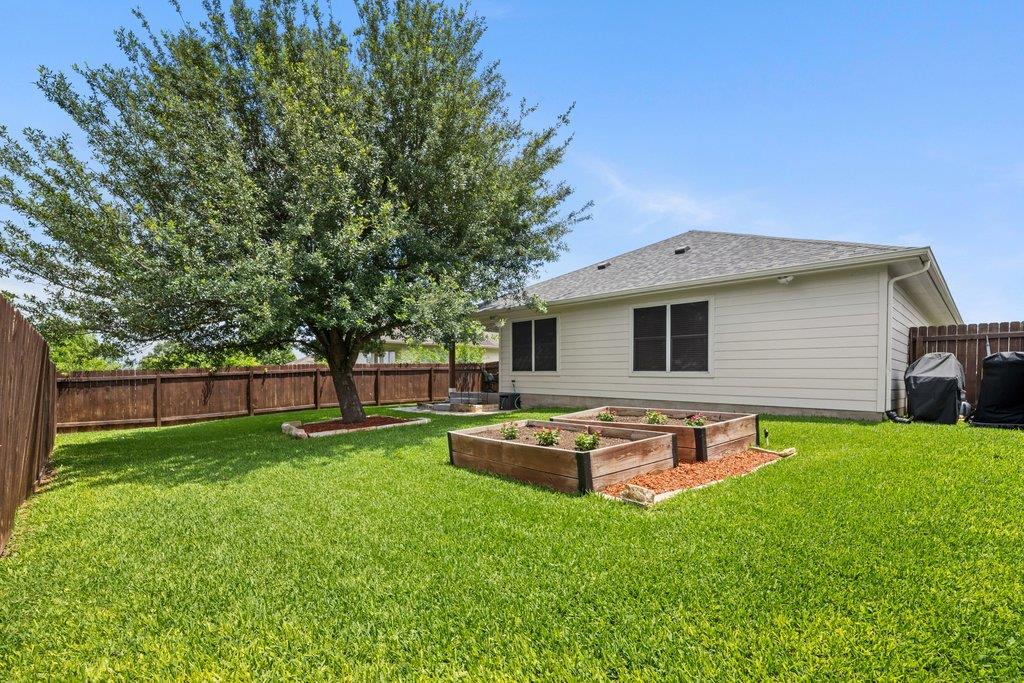 631 Reliance Dr, Buda, TX 78610