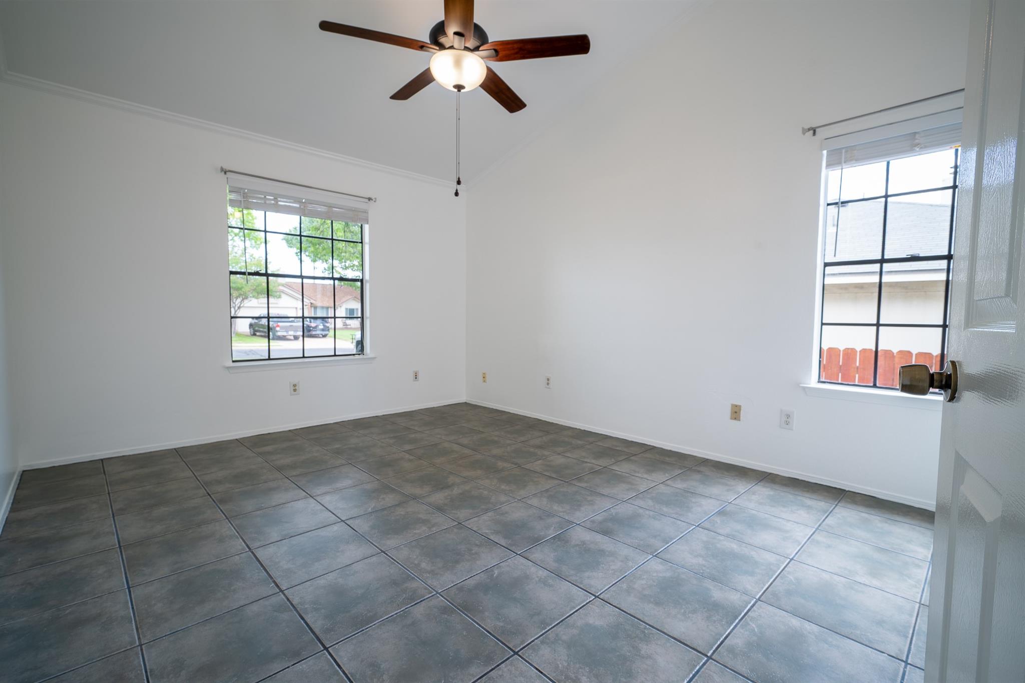 1601 Primrose Trl, Round Rock, TX 78664