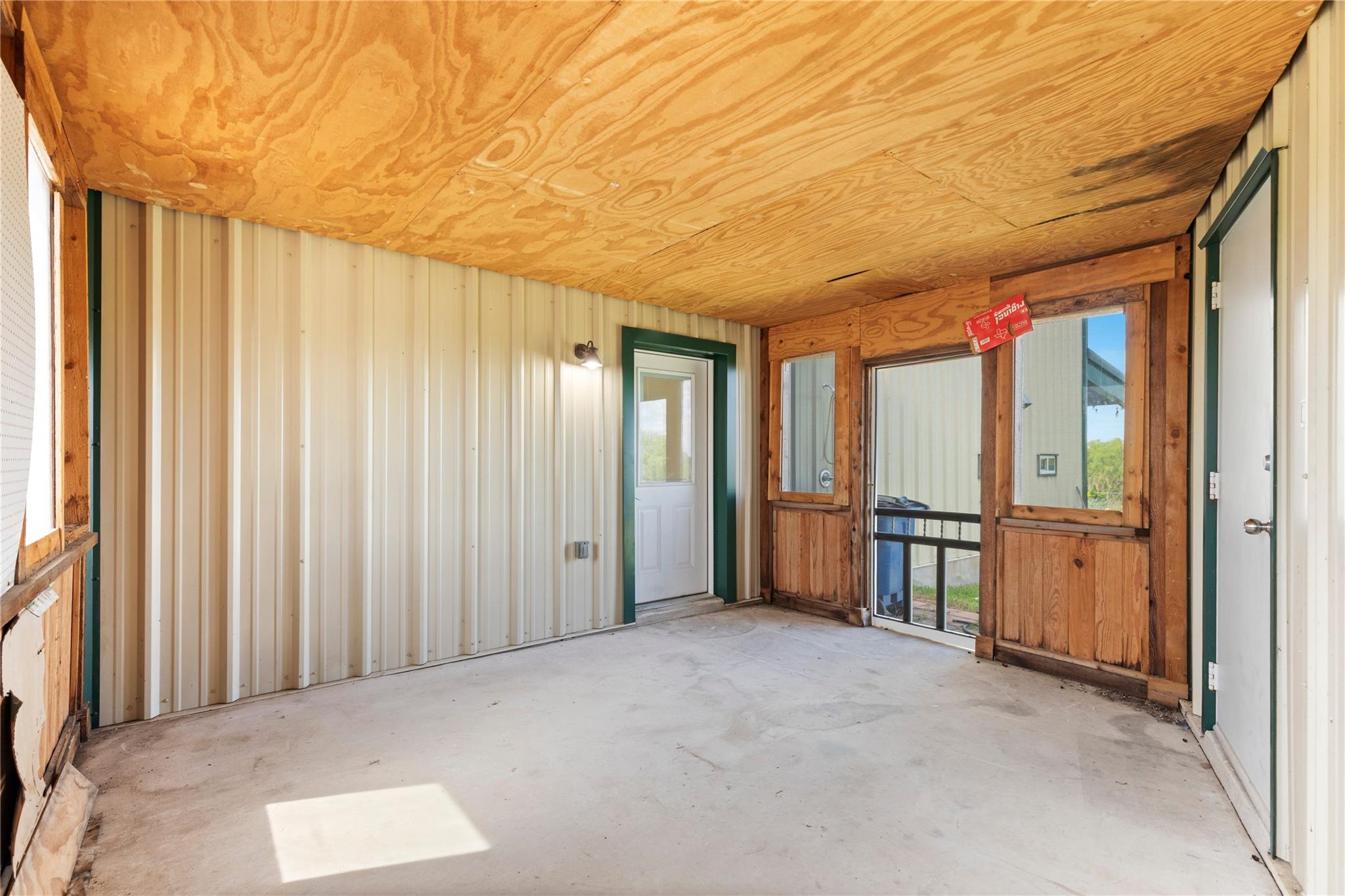 1293 Pioneer Rd, Seguin, TX 78155