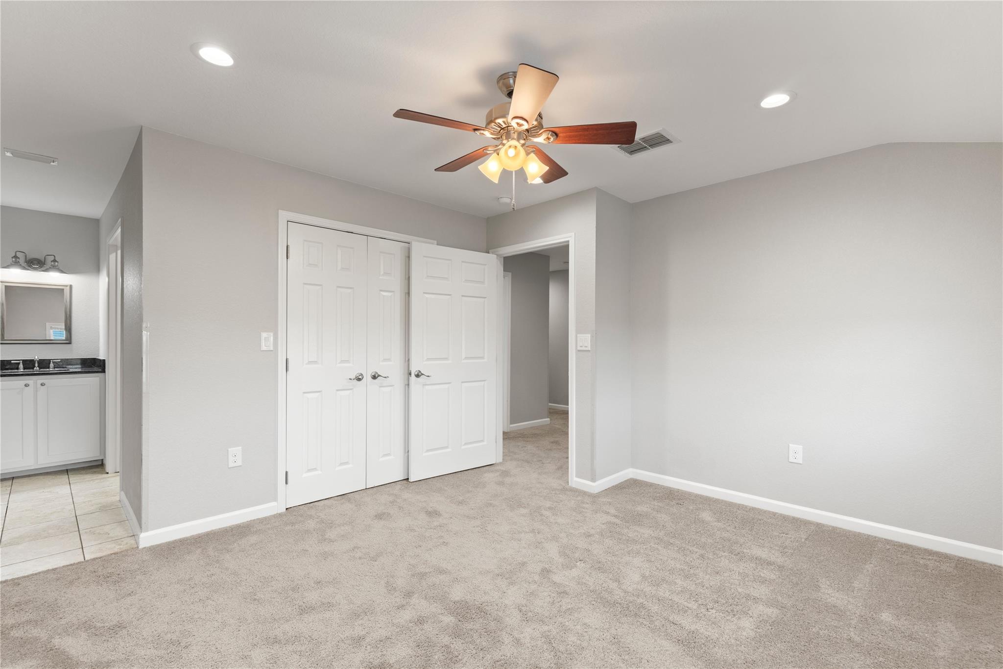 1293 Pioneer Rd, Seguin, TX 78155
