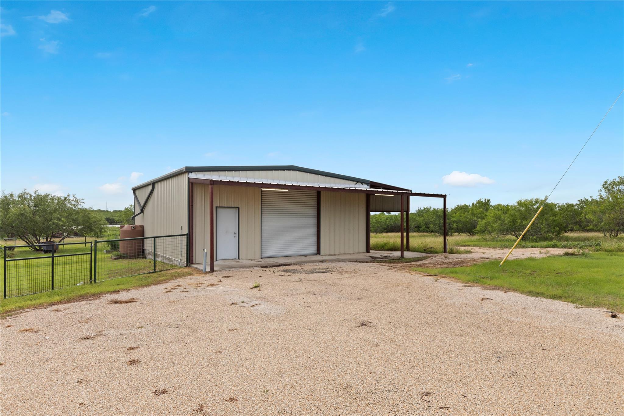 1293 Pioneer Rd, Seguin, TX 78155