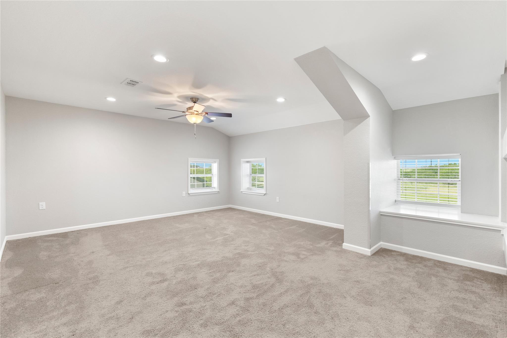 1293 Pioneer Rd, Seguin, TX 78155