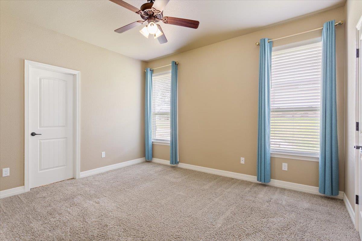 2125 Balcones Pl, Belton, TX 76513