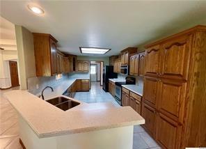 1482 Savannah Pr, Seguin, TX 78155