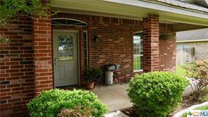 1482 Savannah Pr, Seguin, TX 78155