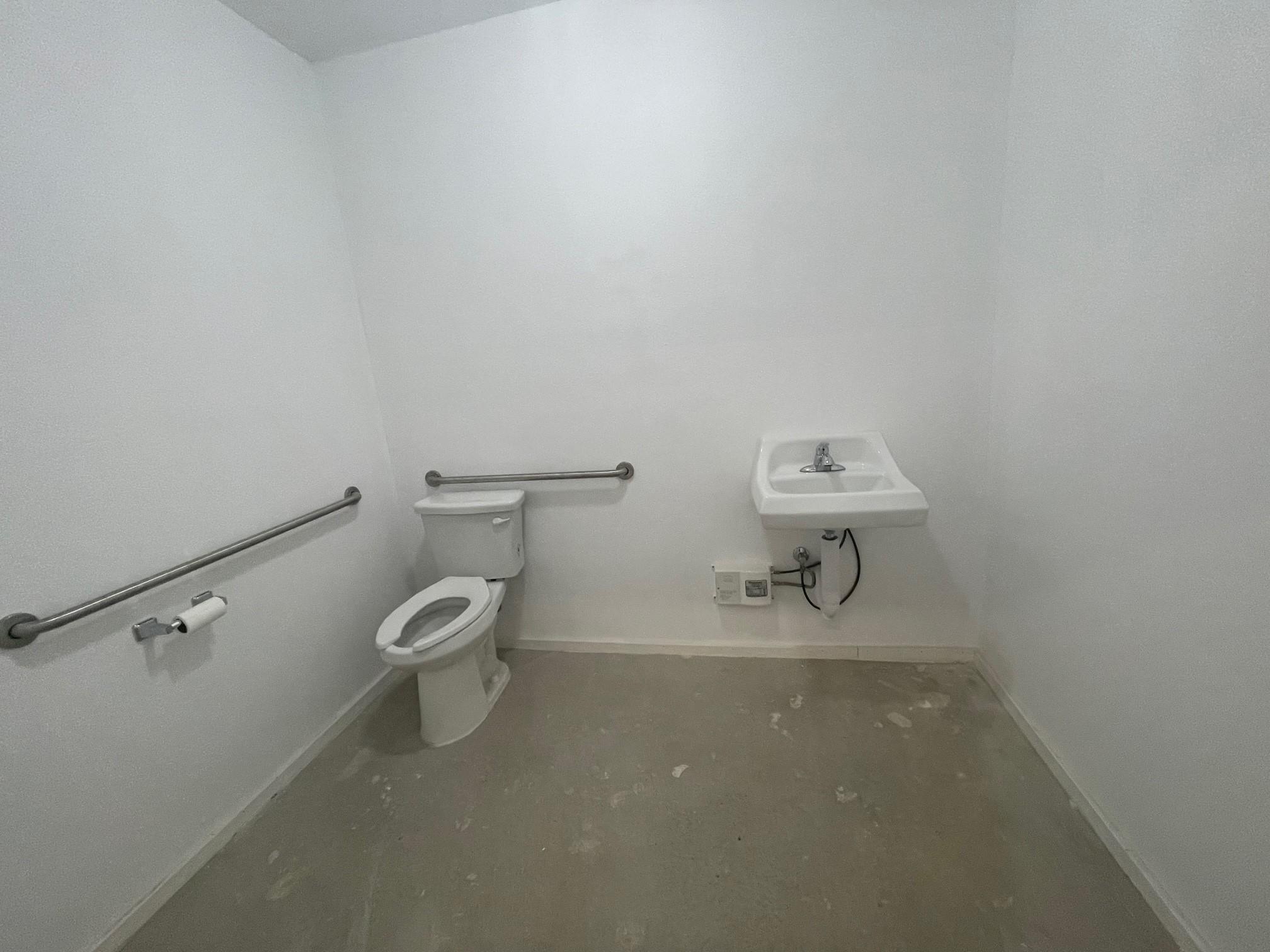 200 W New Braunfels St, Seguin, TX 78155